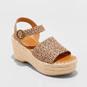 NWOT Universal Thread Leopard Print Espadrille Platform Wedge Sandals